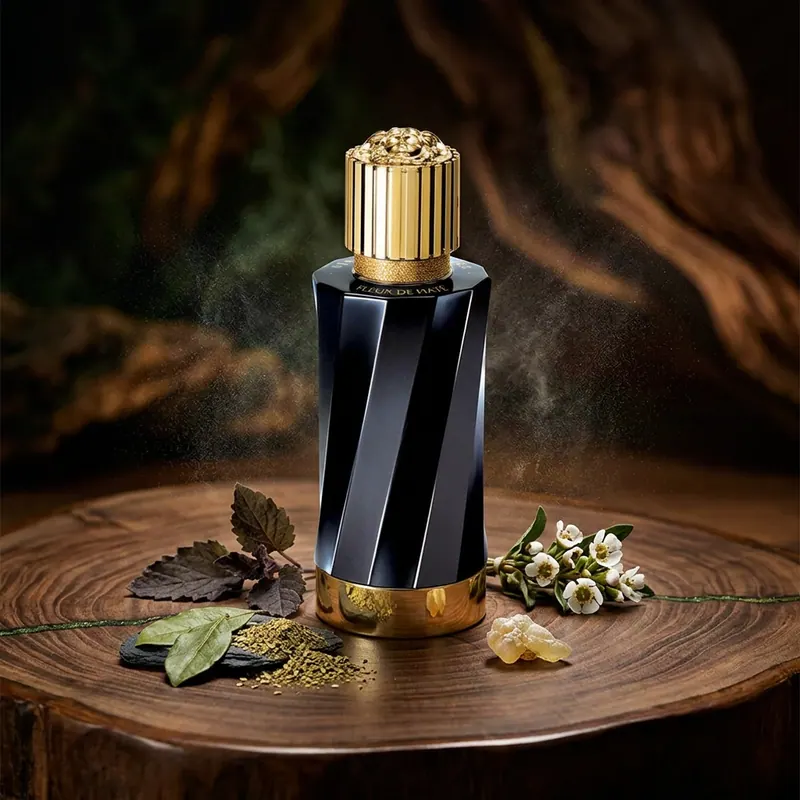Atelier Versace Fleur de Maté Eau de Parfum — Versace